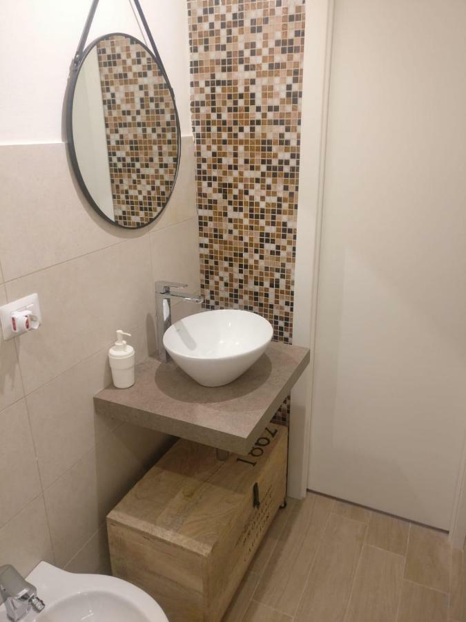 4 Via Valona - Executive Luxury Apartment باري المظهر الخارجي الصورة